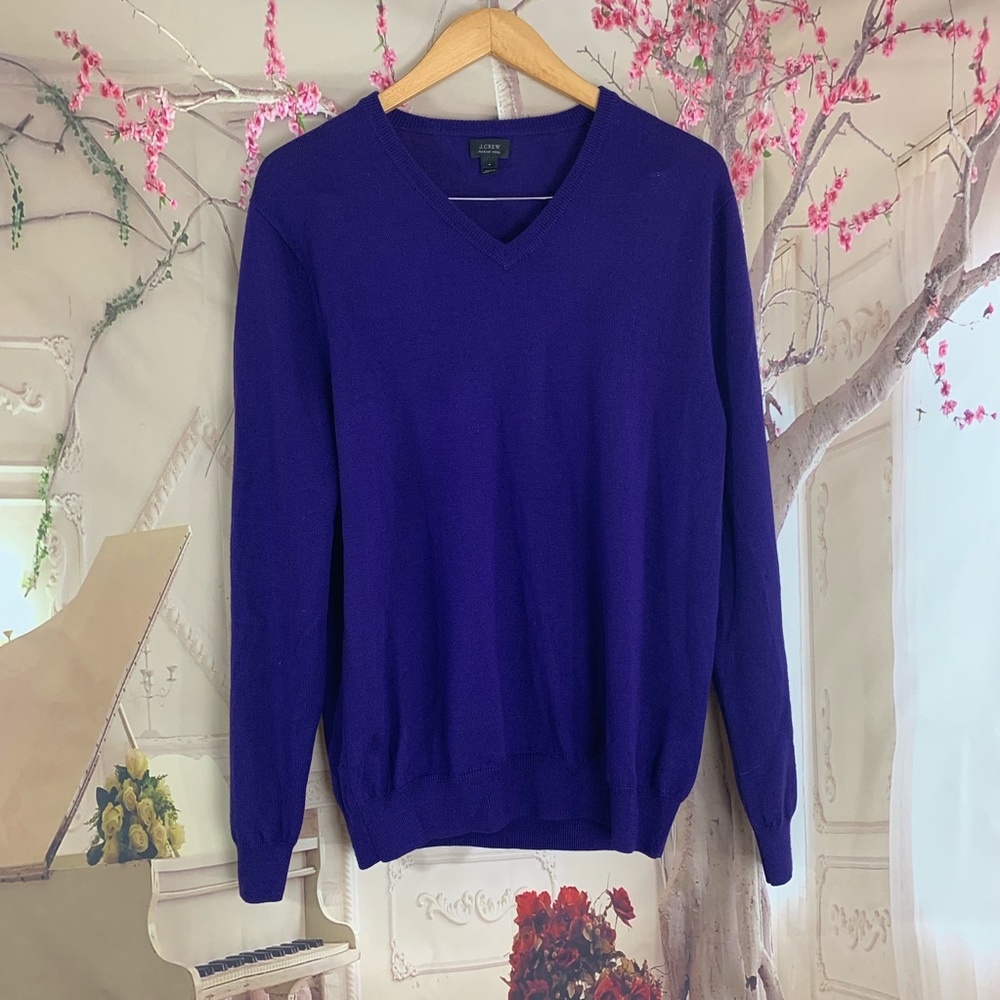 J Crew Men’s V Neck Purple Wool Sweat… - Picture 1 of 7